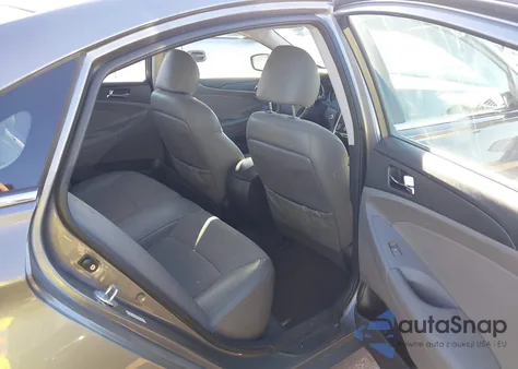 2011 Hyundai Sonata Se z USA, uszkodzony, nr VIN 5NPEC4AC7BH061011